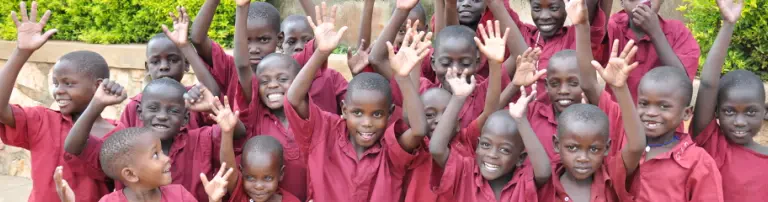 Hilfe für gehörlose Kinder in Afrika Header