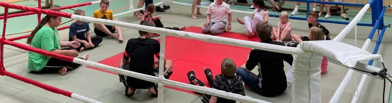 Vereinskleidung für Kinder und Jugendliche Header