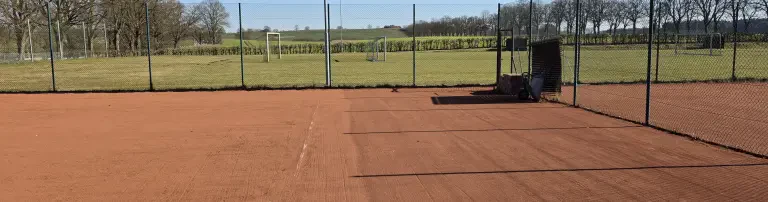 Ballwurfmaschine für den Tennisbetrieb Header