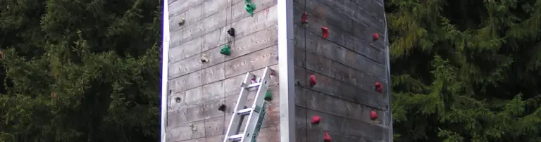 Sanierung unseres Kletterturms Header