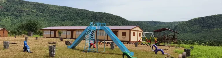 Bau eines Spielplatzes für die Grundschule N'Nababoun, Togo Header